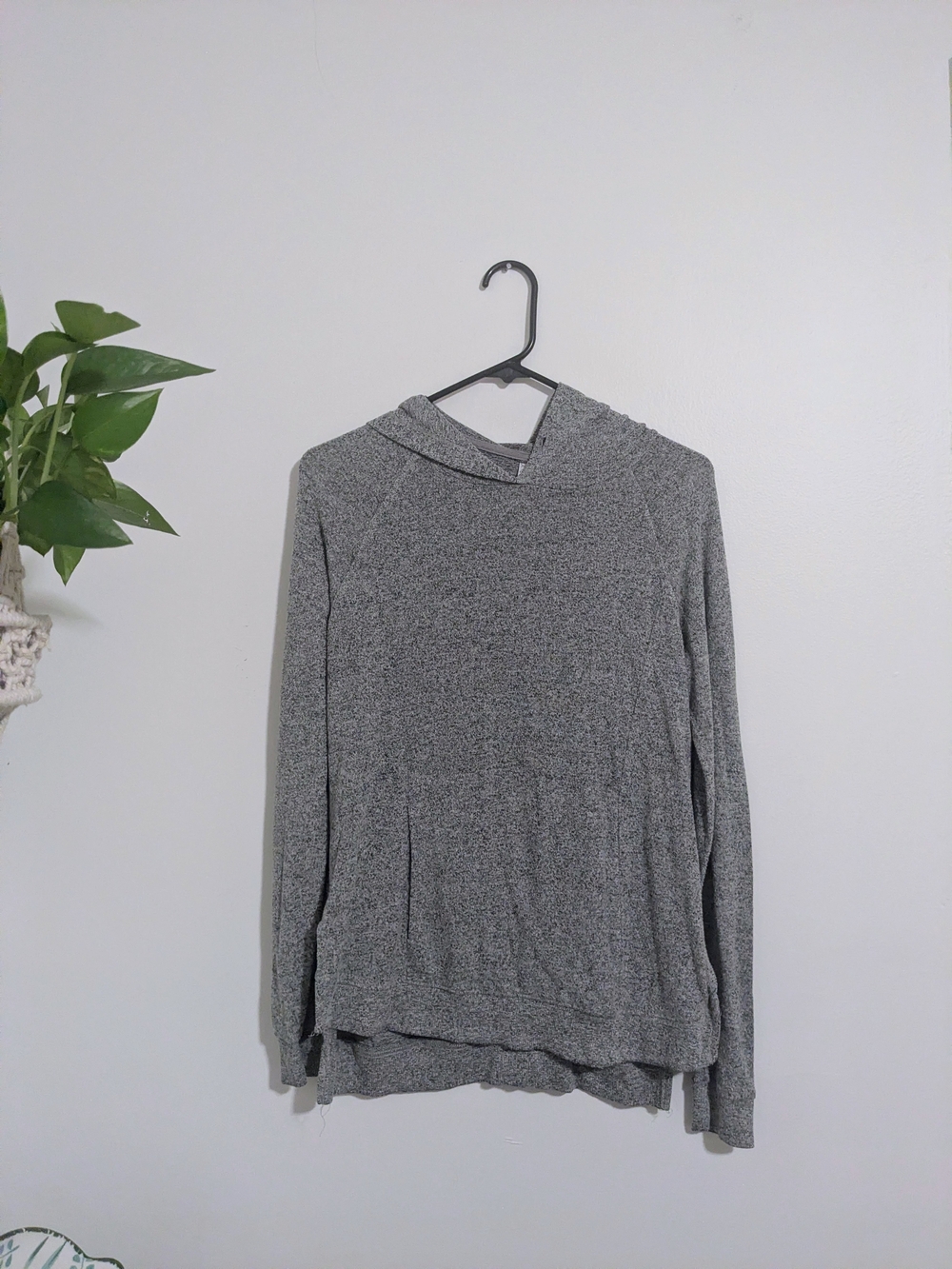 Z Supply Heather Gray Scoop Neck Lightweight Sweater
